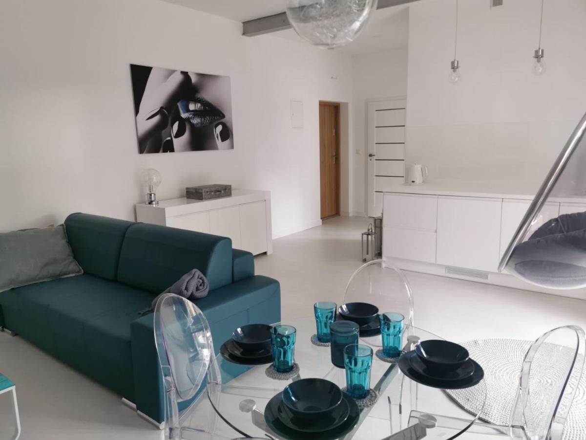Przytulny Apartament Z Kominkiem Przy Jeziorze Borne Sulinowo Zewnętrze zdjęcie