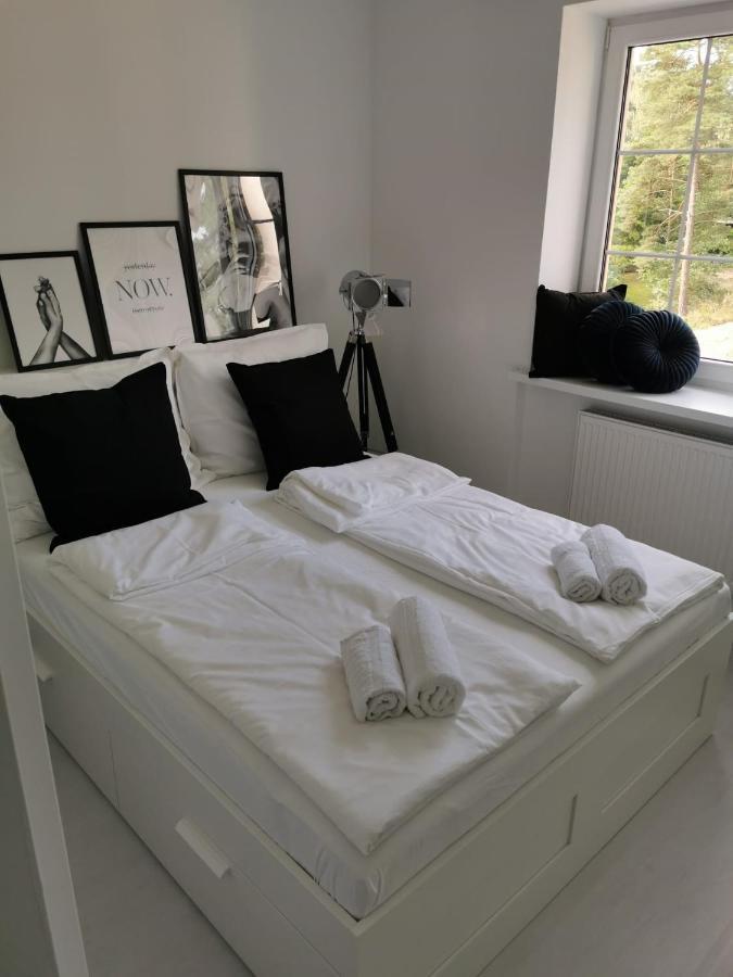 Przytulny Apartament Z Kominkiem Przy Jeziorze Borne Sulinowo Zewnętrze zdjęcie